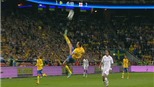 VIDEO: Ibrahimovic, Maradona, van Basten và những siêu phẩm trong bóng đá